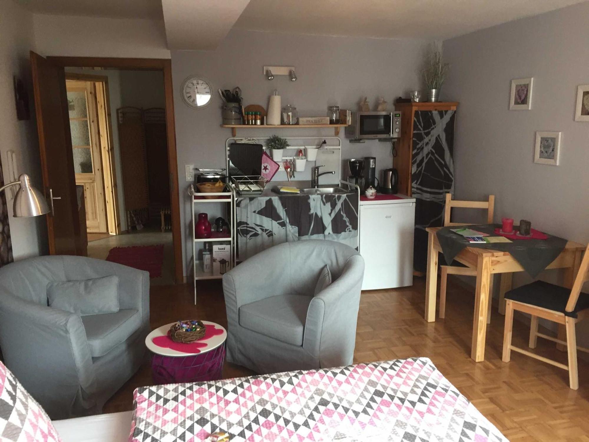 Appartement Im Alten Pfarrhaus Bad Zwesten Dış mekan fotoğraf